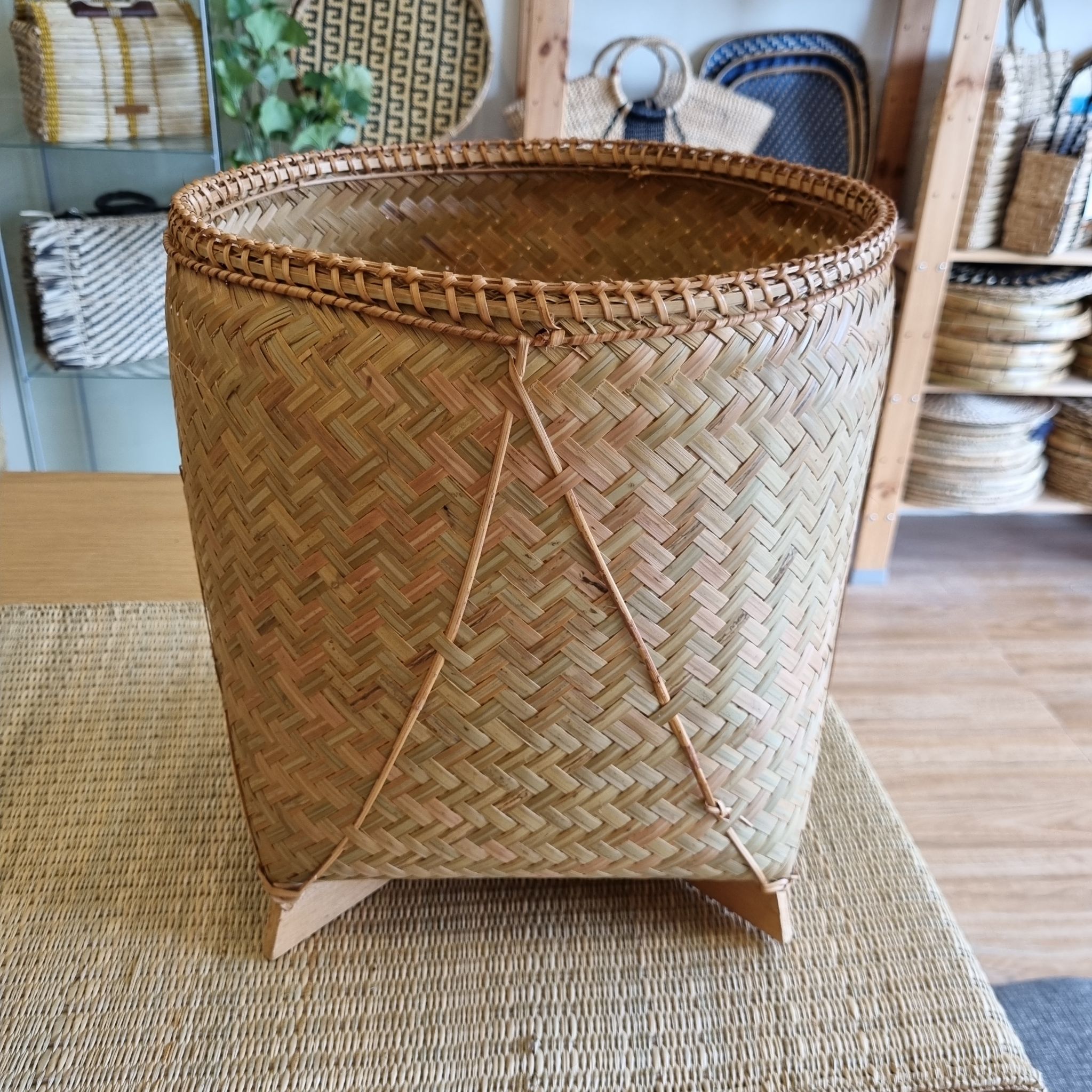 Bamboo Wicker M Natural