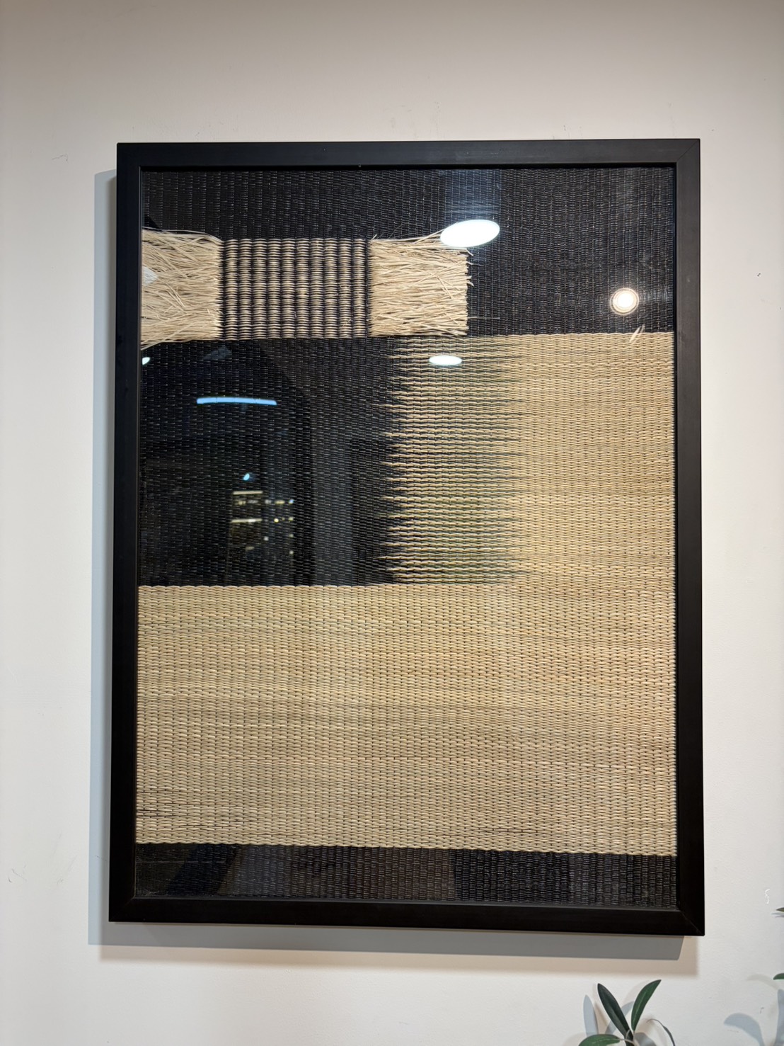 Woven frame Pulse terra black series 60x80 cm(กรอบไม้ดำ )