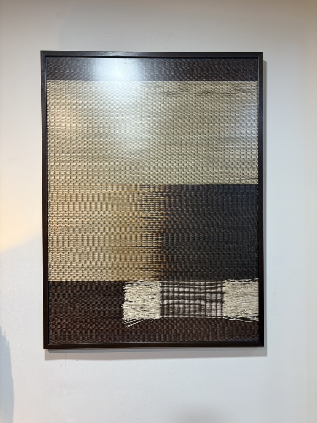 Woven frame Pulse terra brown series 60x80 cm (กรอบไม้+กระจกตัดเงา)